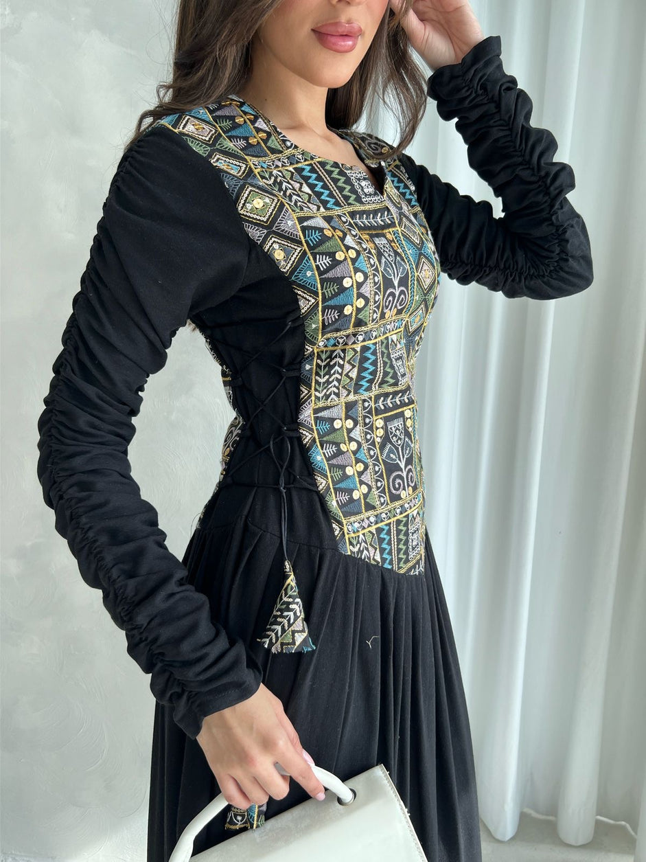 Kuwaiti dress F 4173