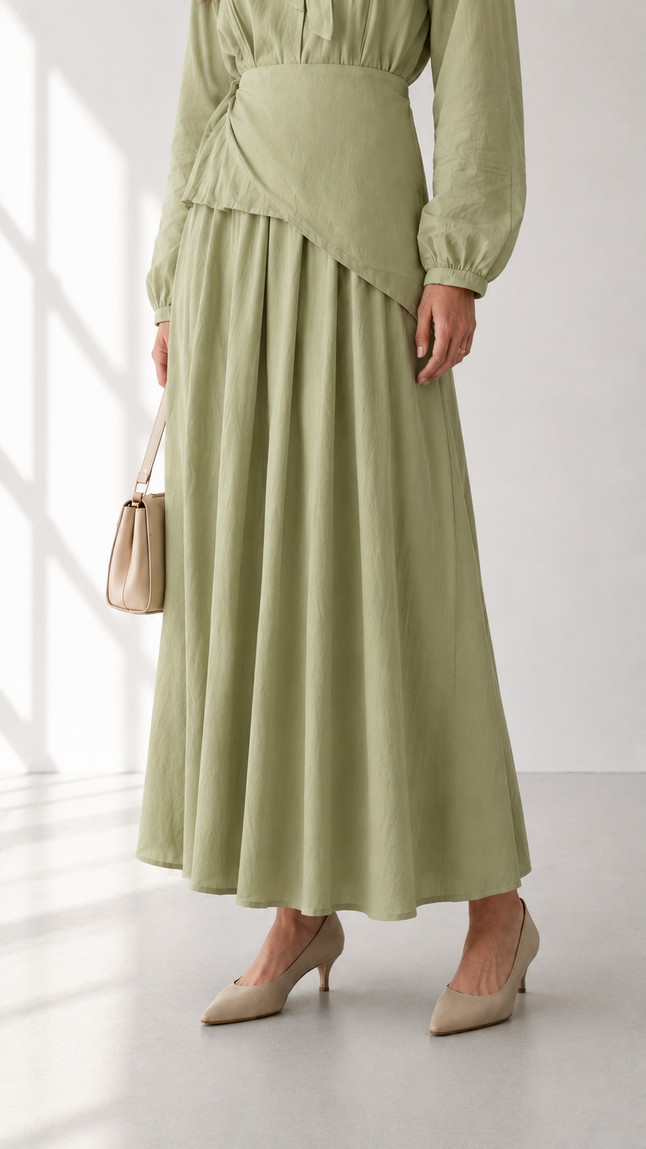 SKIRT LH-8440 - HANGER