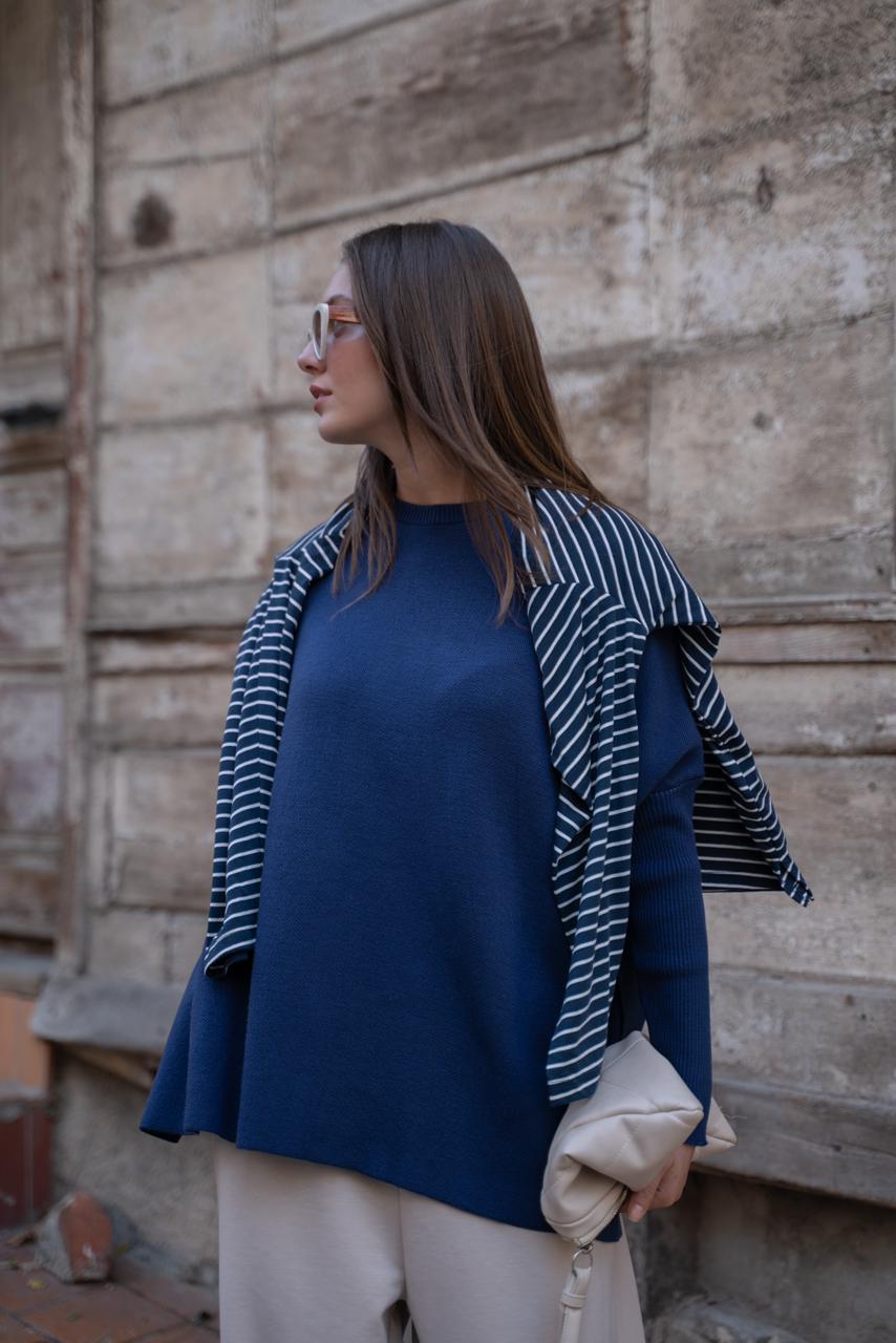 Oversize Sweater TK231139 - HANGER