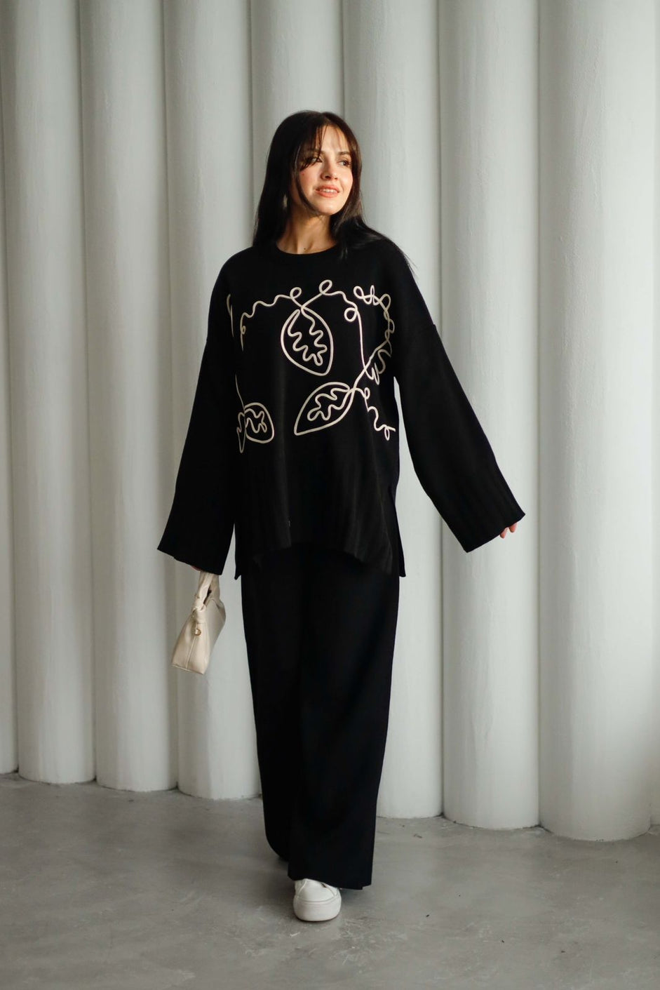 Embroidered set 122-005