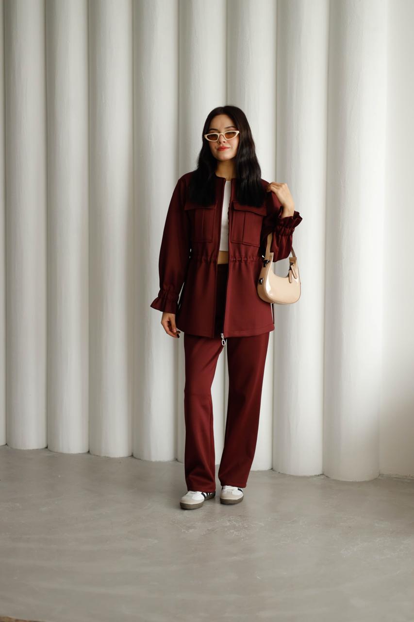 2 pocket set LN 2899