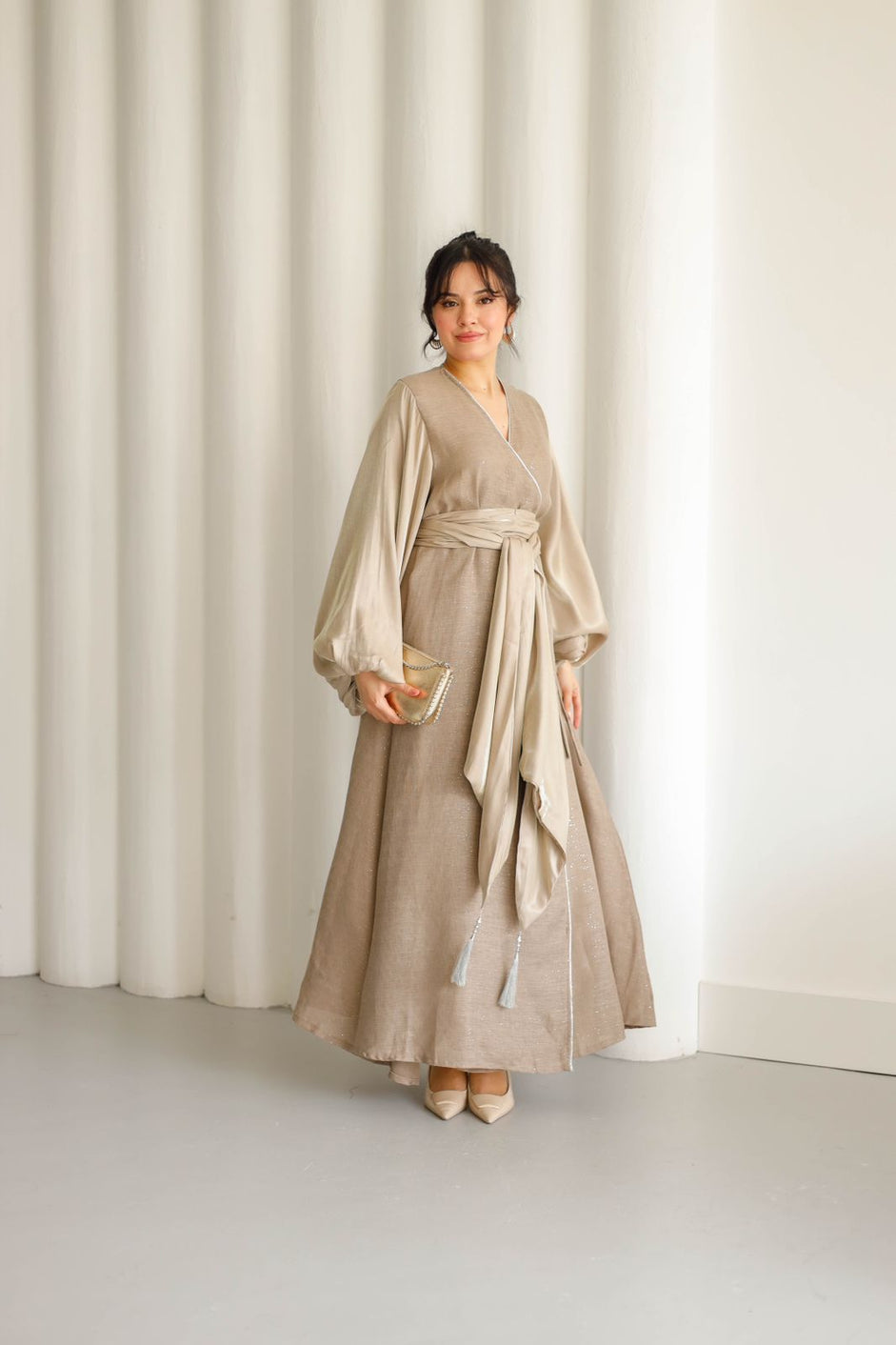 Kuwaiti dress F 879