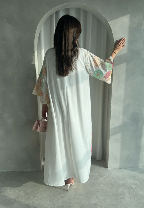 Kuwaiti dress F 2518