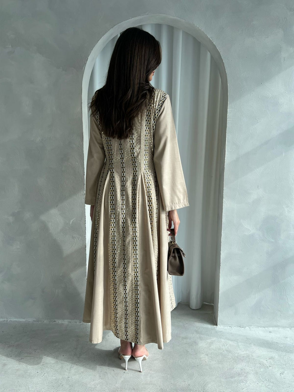 Kuwaiti dress F 4140