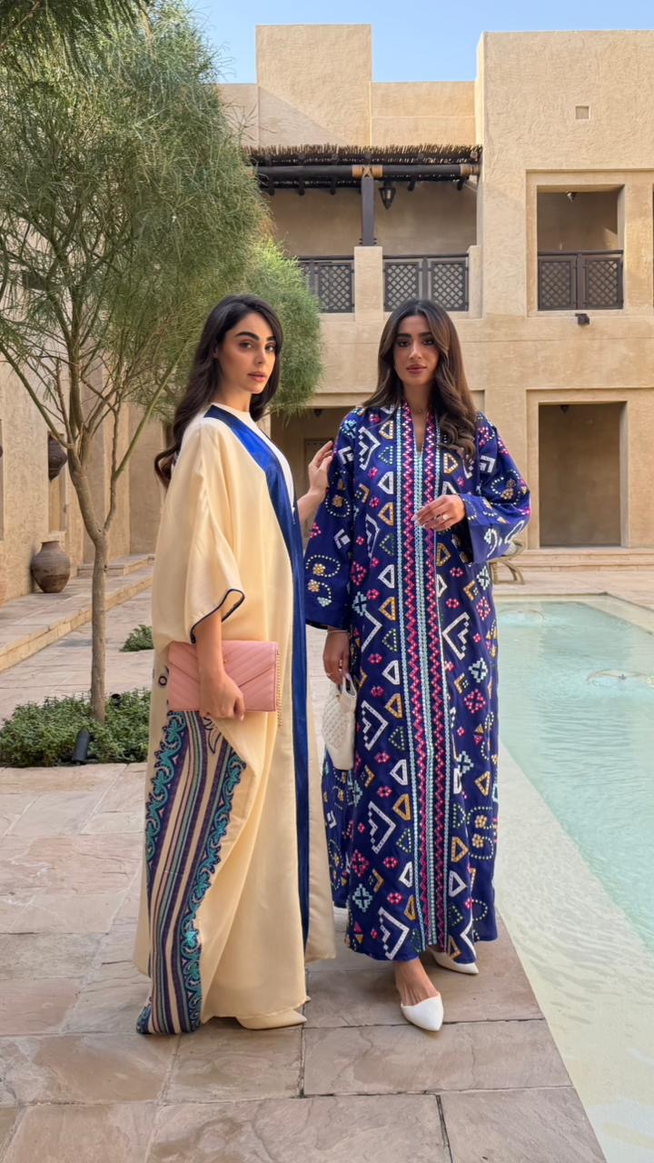 ABAYA 41-67 - HANGER