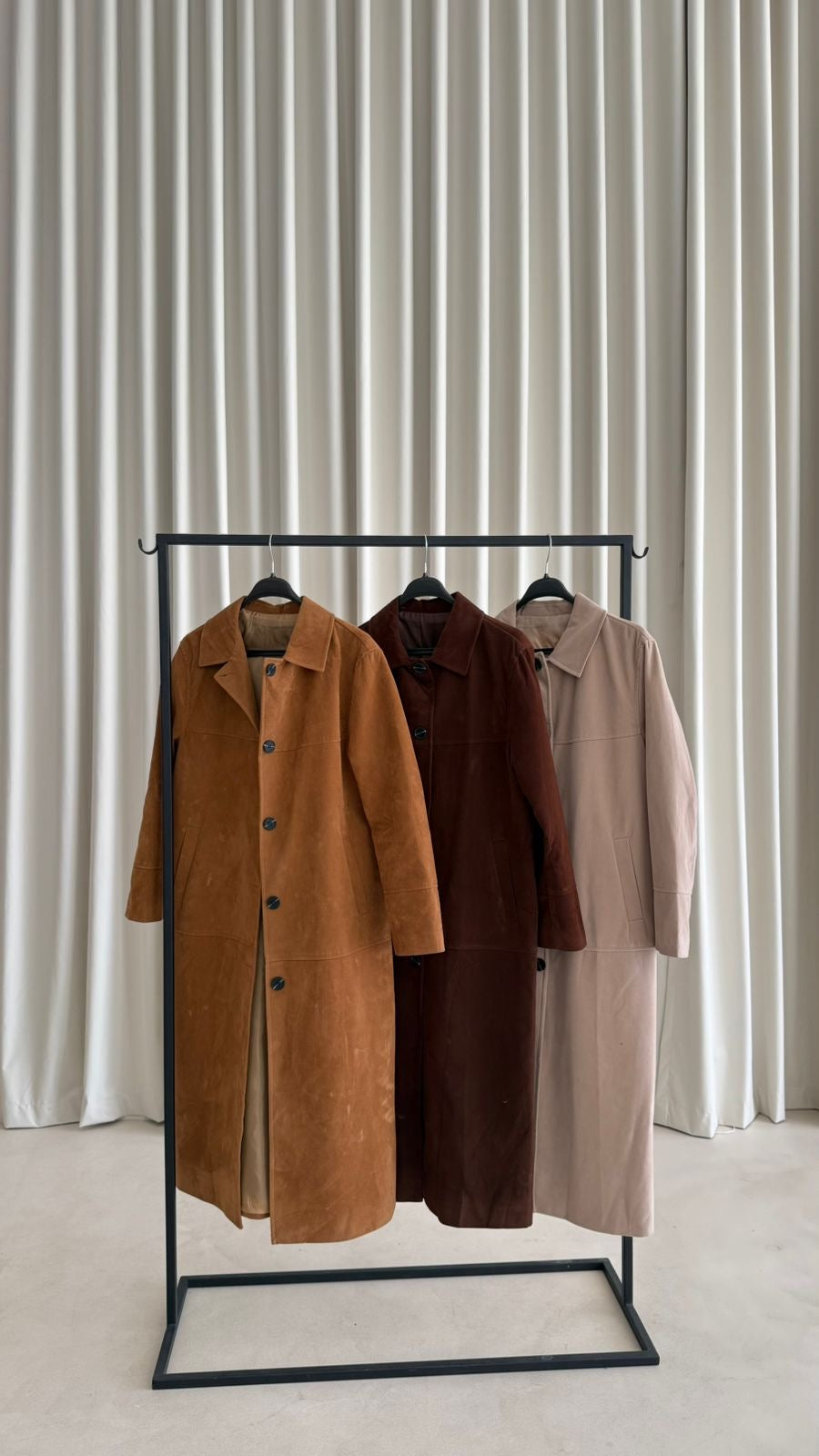 Trench coat 250628 - HANGER
