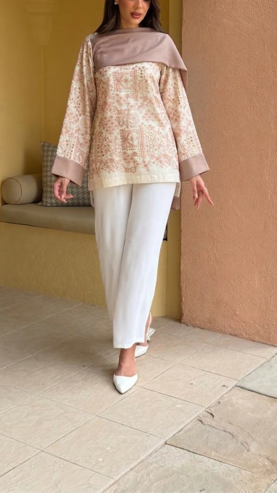 SATIN SCARF BLOUSE - HANGER