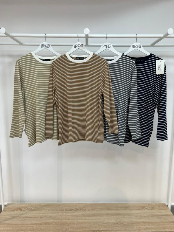 Line SML Top  230089 - HANGER