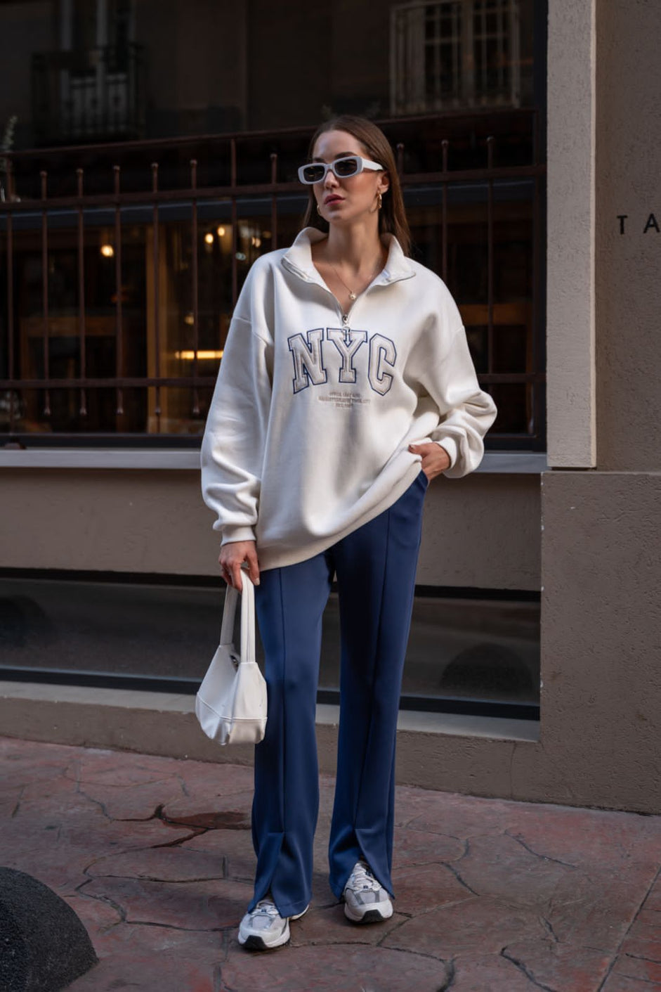 Zip Sweater PIC101 - HANGER