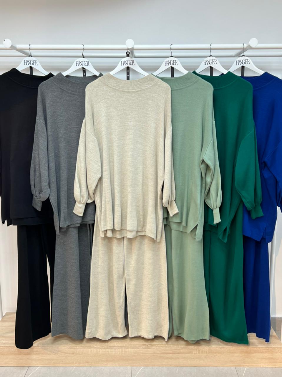 BDA KNIT SET - HANGER