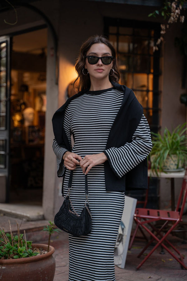 Line Dress DE105 - HANGER
