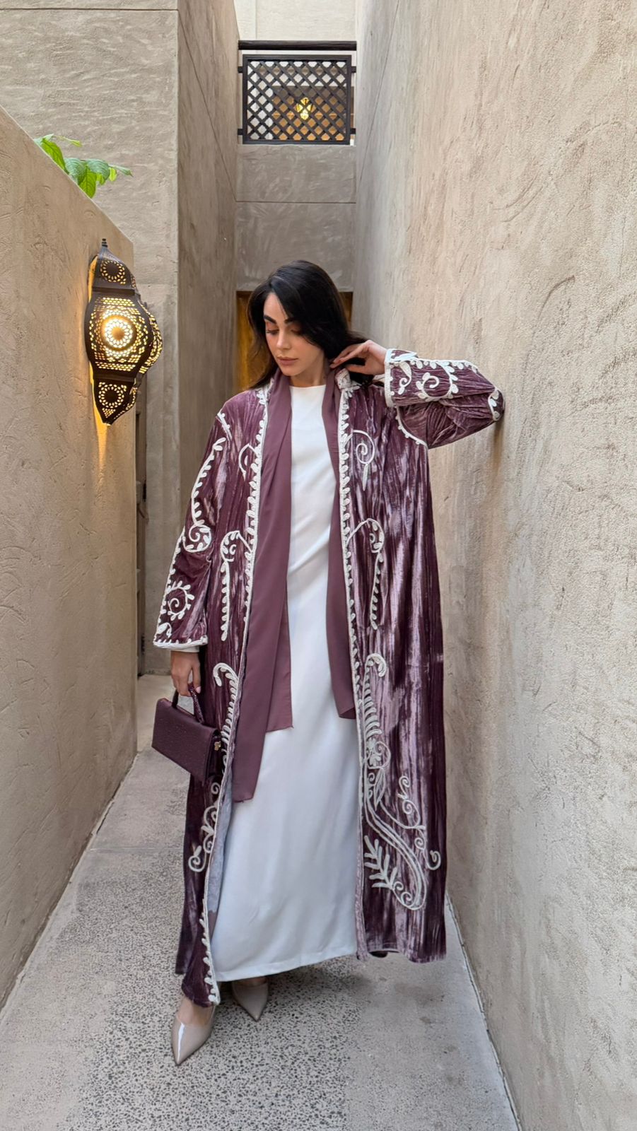 ABAYA F - HANGER