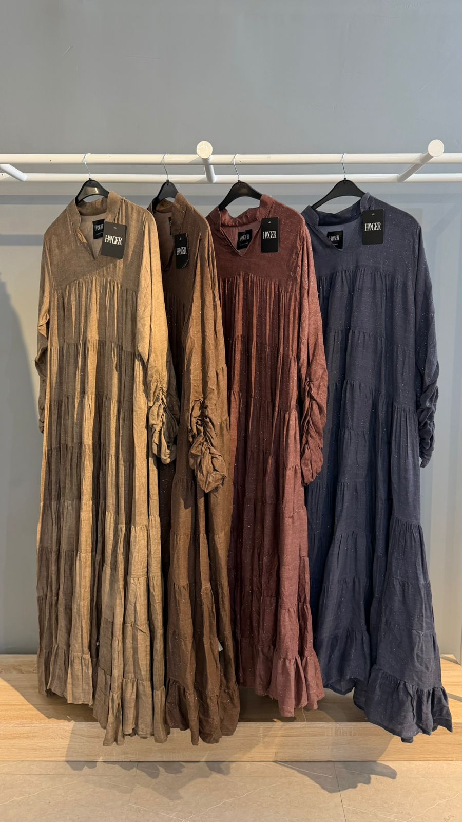 DRESS 9341 - HANGER