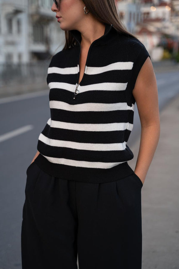 Cut sleeve Top TS231004 - HANGER