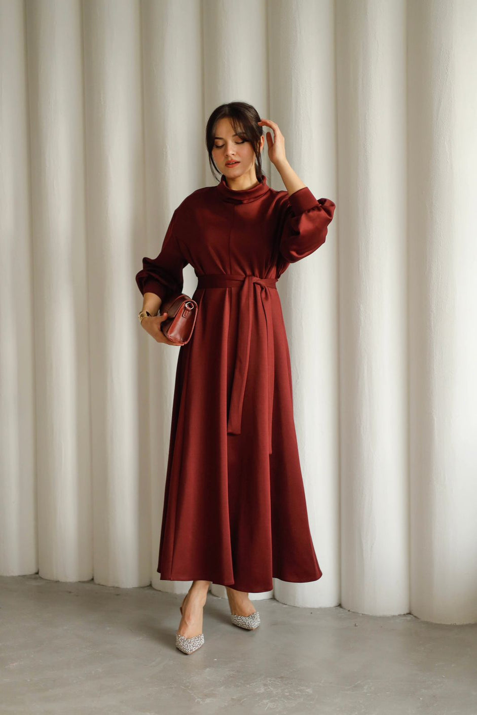 belted dress LN  2907