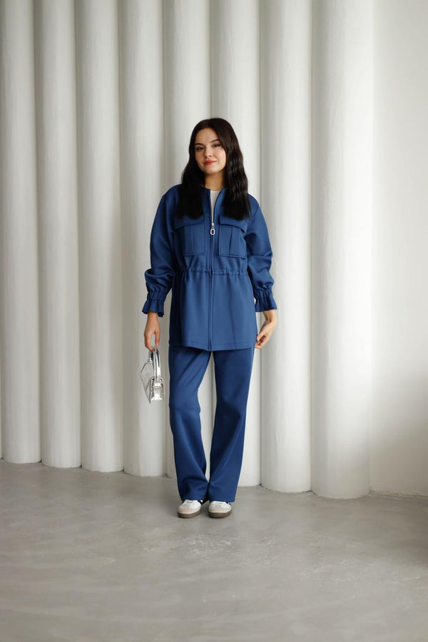 2 pocket set LN  2899