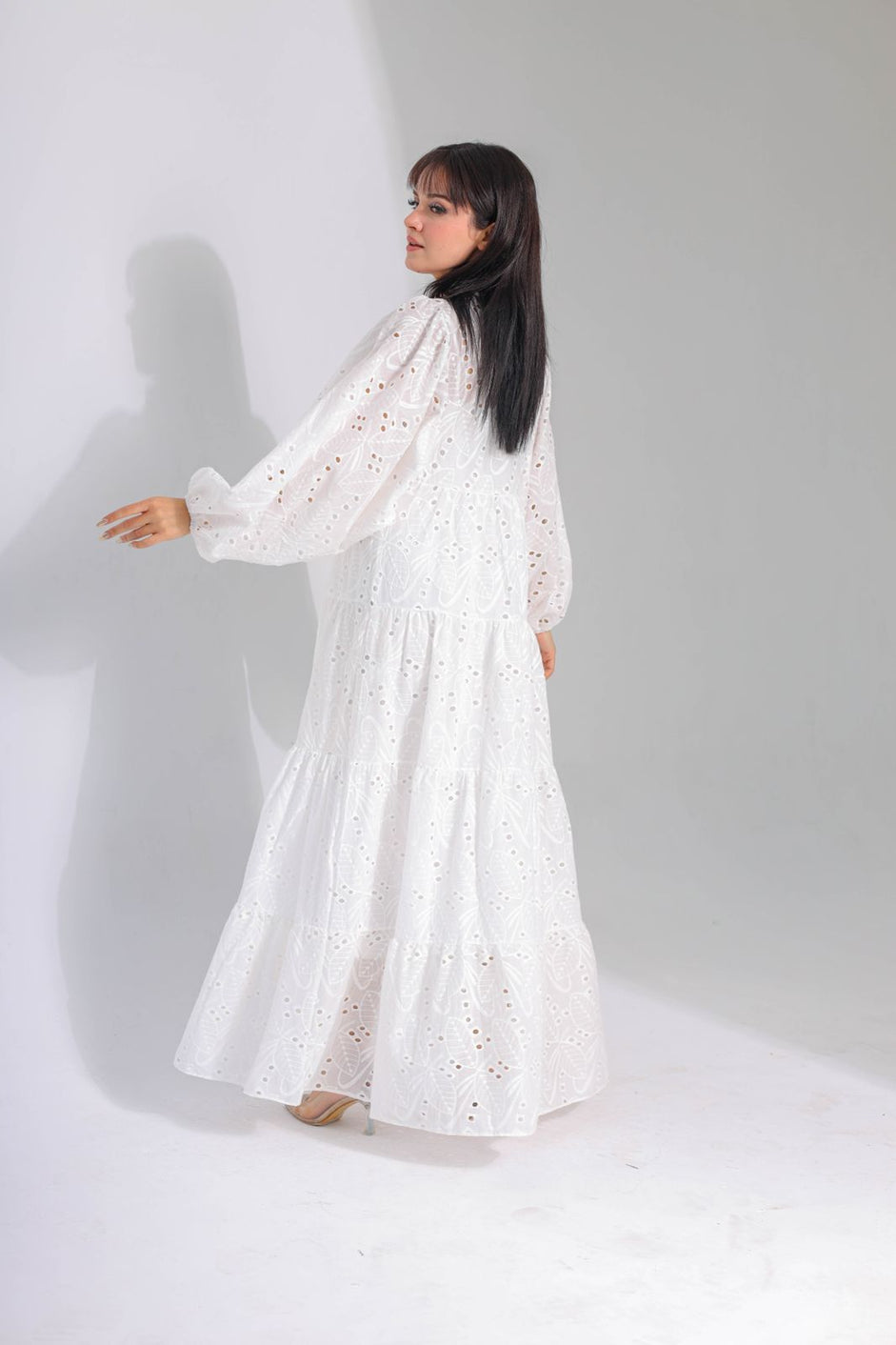 White Dress 23287 - HANGER
