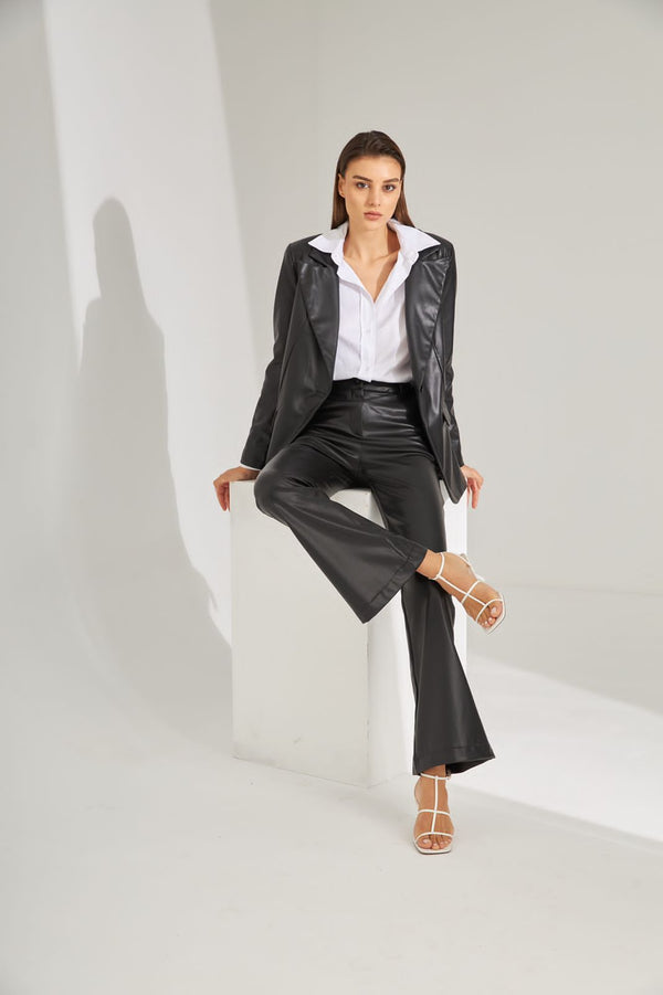 LEATHER SET 8266 - HANGER