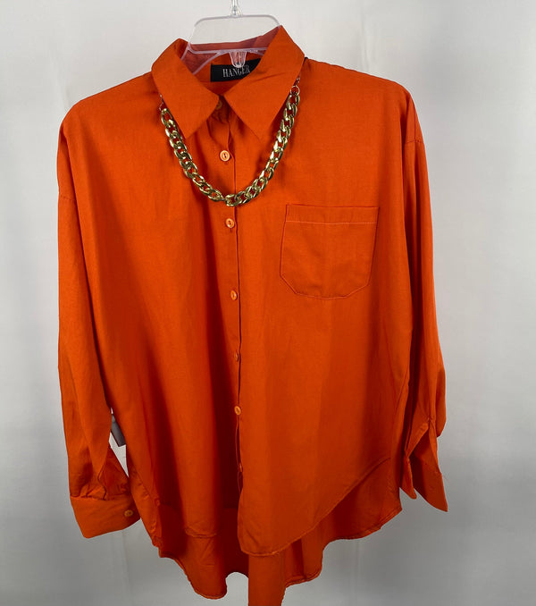 Shirt w/ necklace D - HANGER