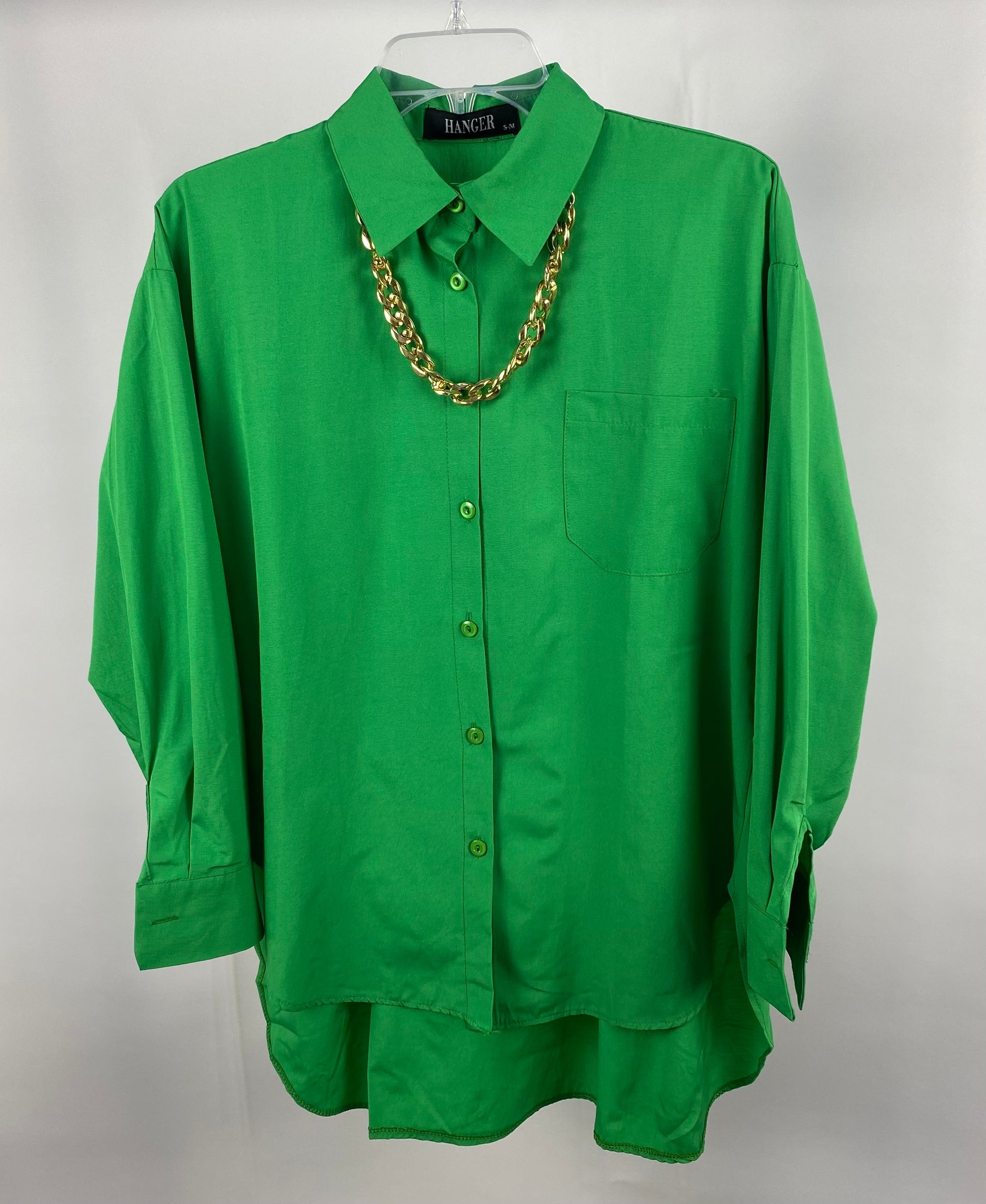 Shirt w/ necklace D - HANGER