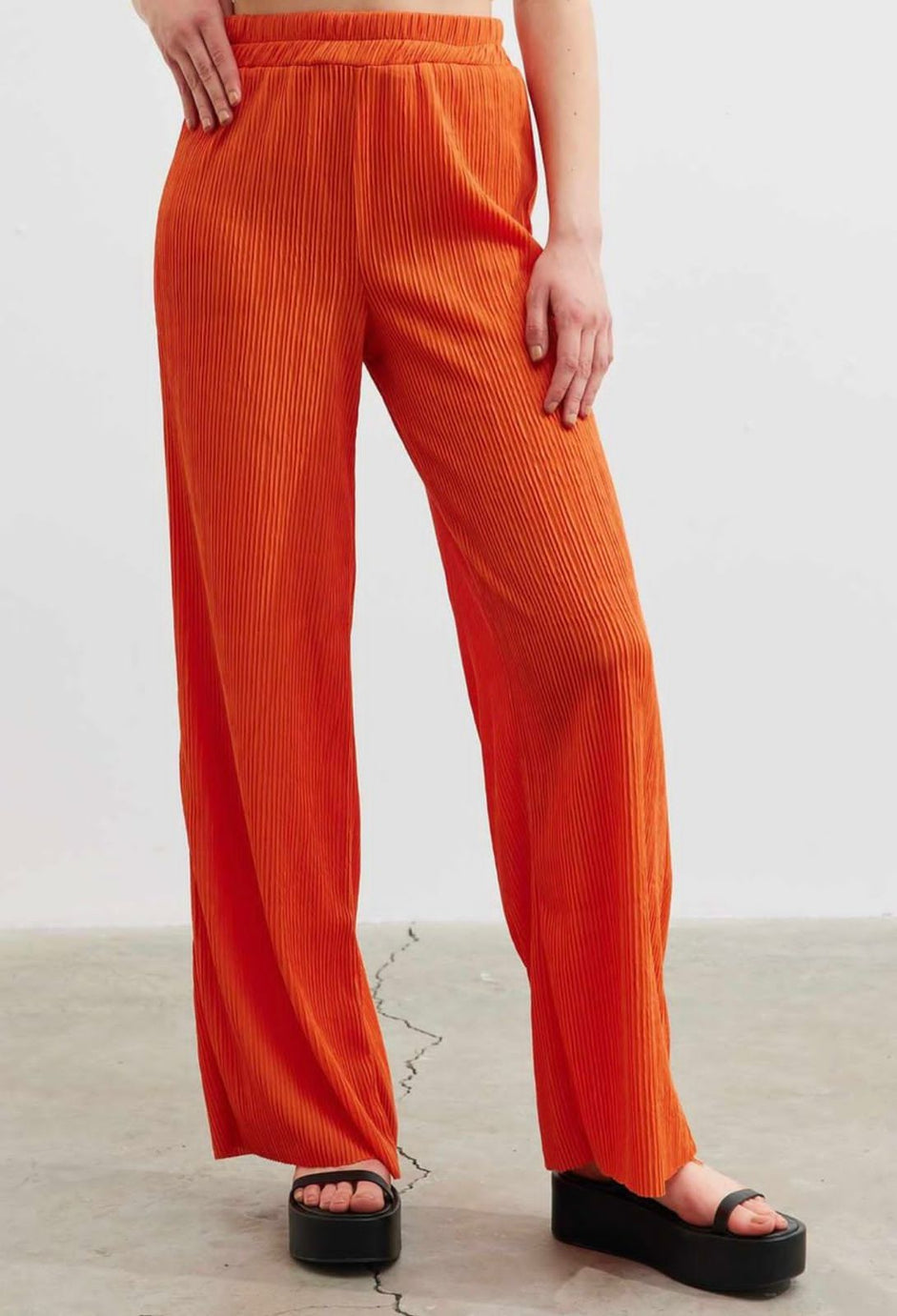 Wide line pant H6 (D) - HANGER