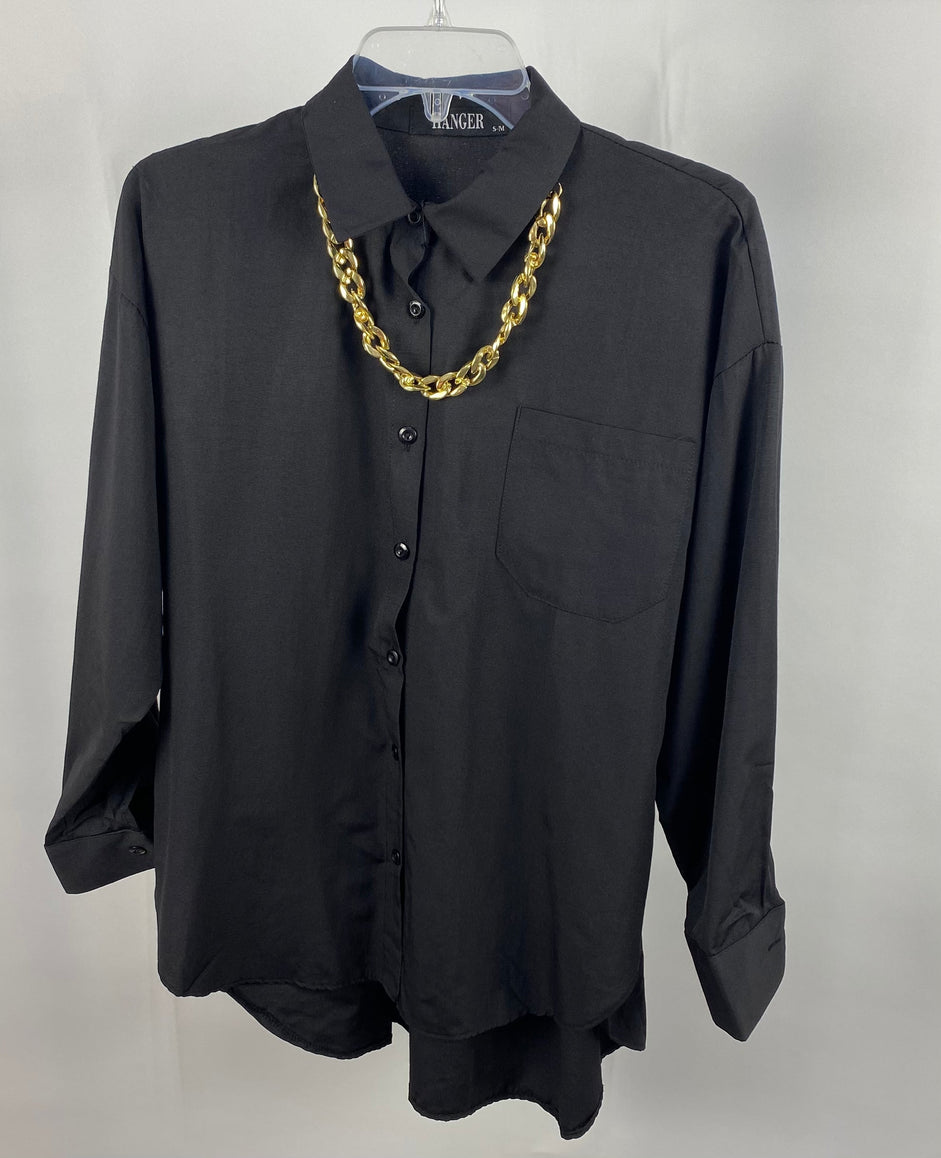 Shirt w/ necklace D - HANGER