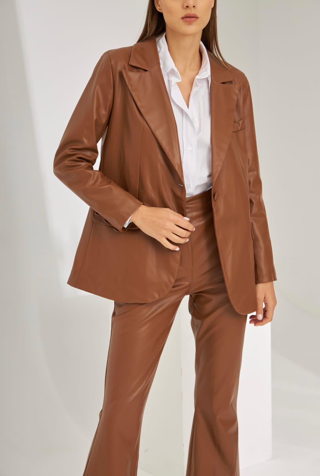 LEATHER SET 8268 - HANGER