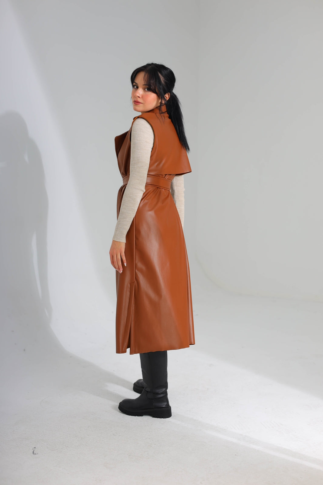 Cutsleeve leather coat - HANGER